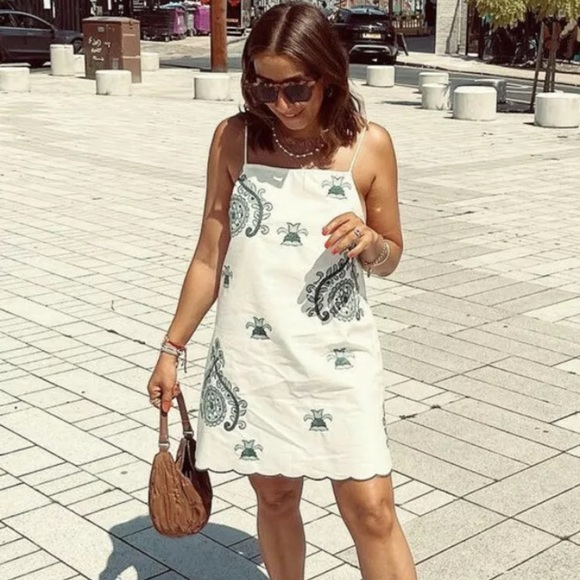 ZARA EMBROIDERED MINI DRESS SIZE SMALL - Picture 11 of 16